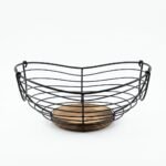 Panier en metal noir