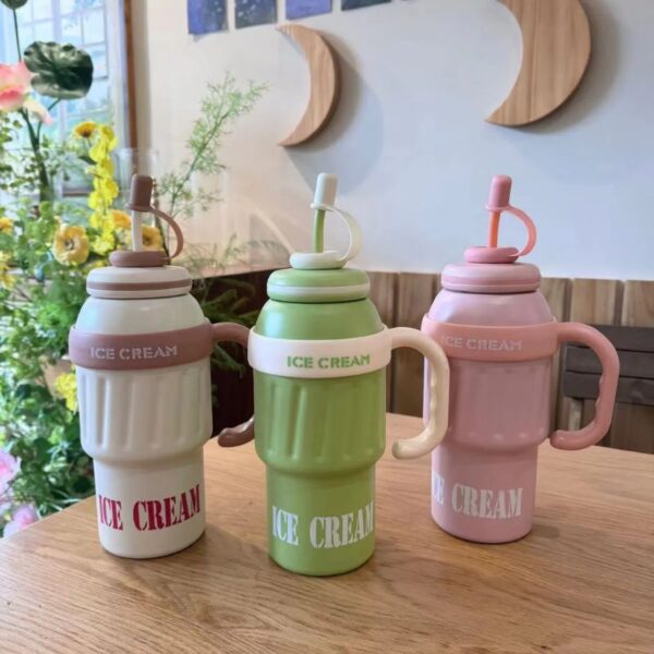 Thermos isotherme avec paille 100ml