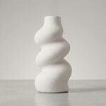 Vase Décoratif Moderne aux Formes Organiques