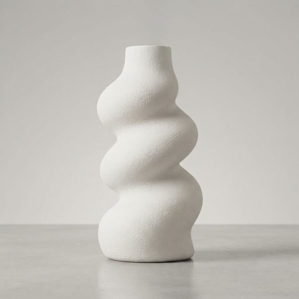 Vase Décoratif Moderne aux Formes Organiques