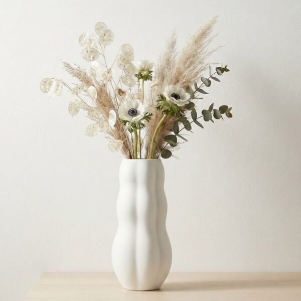 Vase Design Blanc Sculpté & Organique